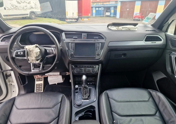 Volkswagen Tiguan cena 55900 przebieg: 110000, rok produkcji 2017 z Chodzież małe 407
